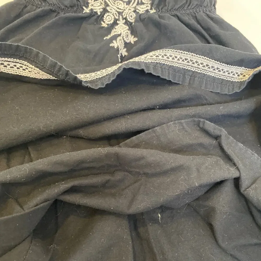 Baby GAP Factory Black & White Sleeveless Embroidered A-Line Dress EUC Sz 4T - Picture 3 of 7